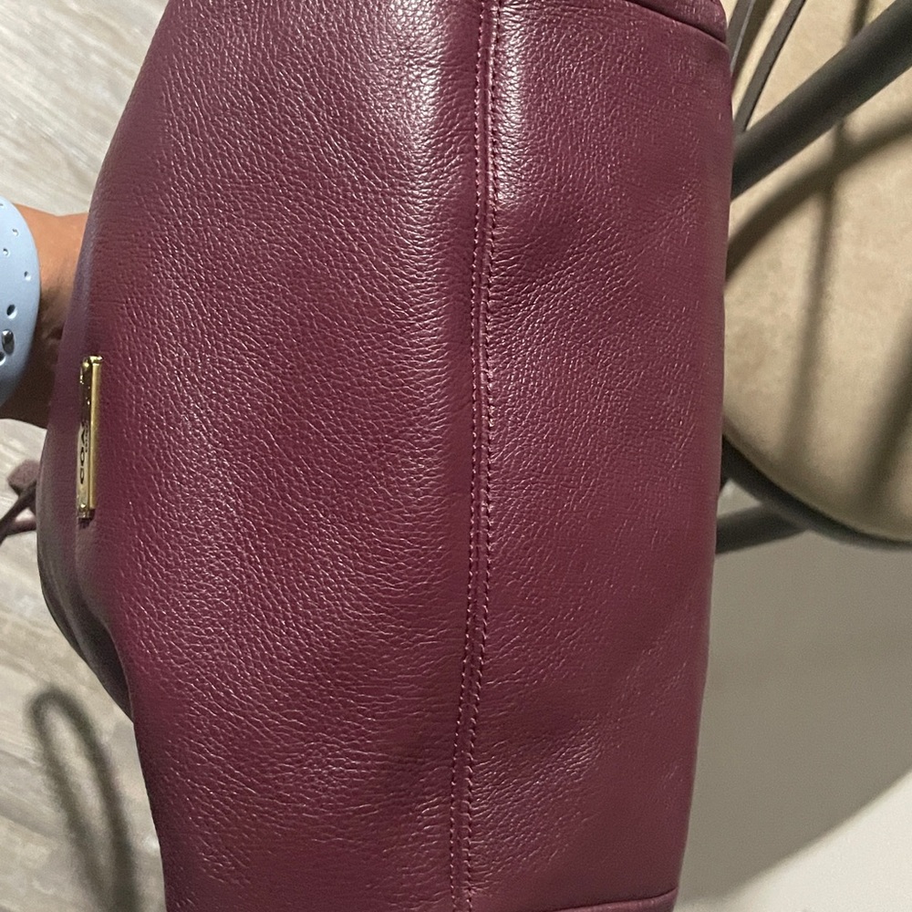 Coach Avery Burgundy Leather Bucket Bag - Picture 6 of 9